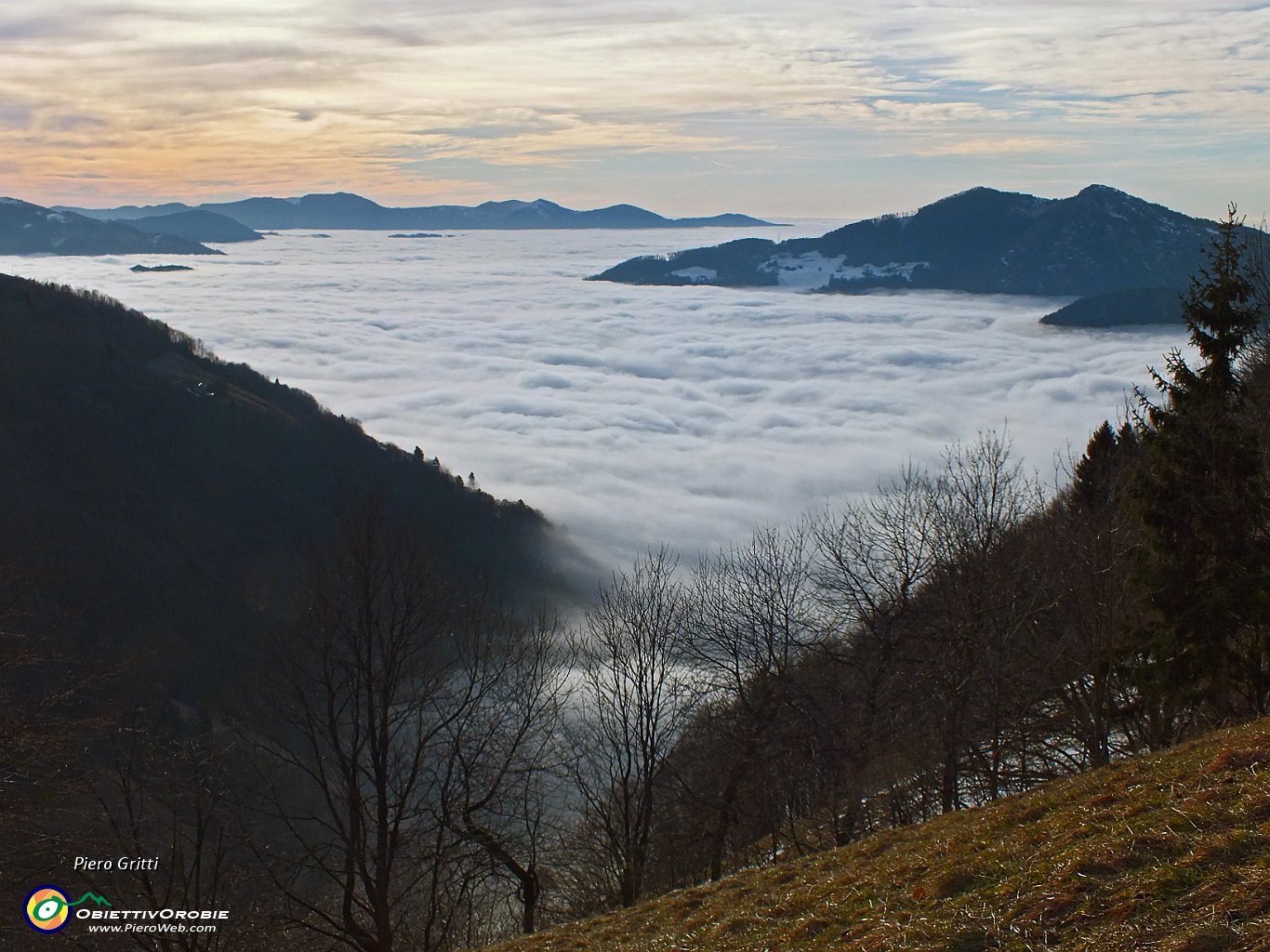 05 Nebbia in Val del Riso.JPG